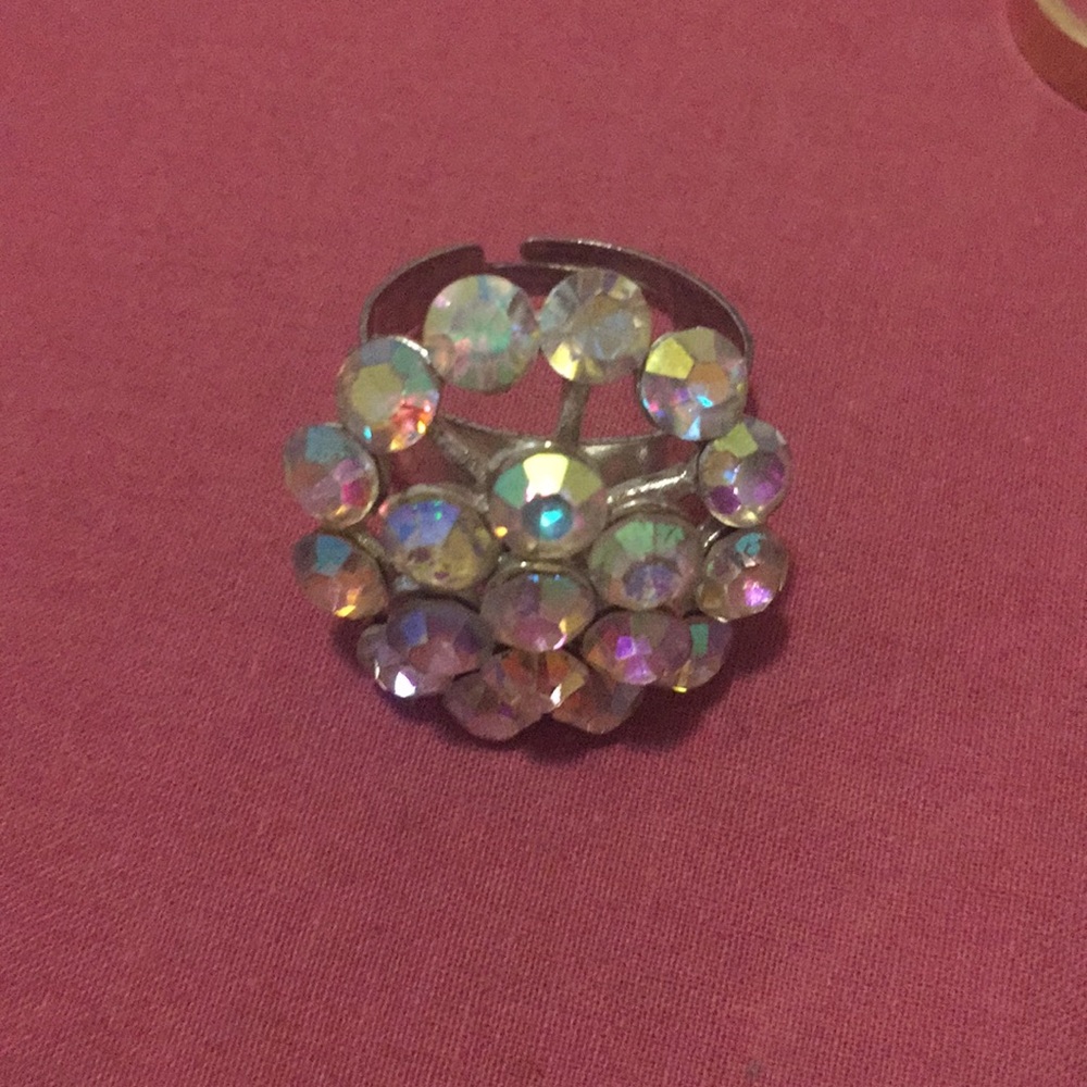 Ring - Picture 1 of 2